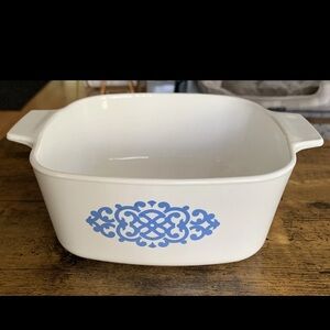 RARE Vintage CorningWare Blue Macrame 1.5 Qt Casserole Dish A-1 1/2-B Shell Oil